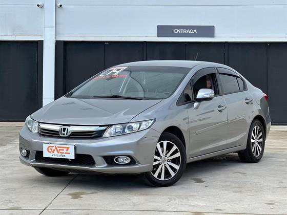 HONDA CIVIC 2.0 LXR 16V FLEX 4P AUTOMÁTICO HONDA CIVIC 2.0 LXR 16V FLEX 4P AUTOMÁTICO